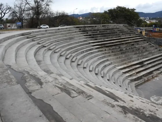 Habilitaron la nueva escalinata de plaza España tras su reconstrucción