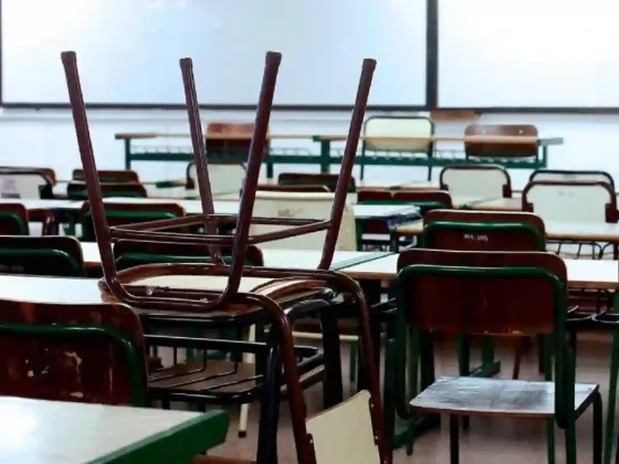 Tensión en Educación: Sitepsa mantiene el paro docente y el Gobierno ratifica los descuentos