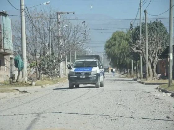Crimen en barrio Solidaridad deja un adolescente muerto y buscan a dos hermanos