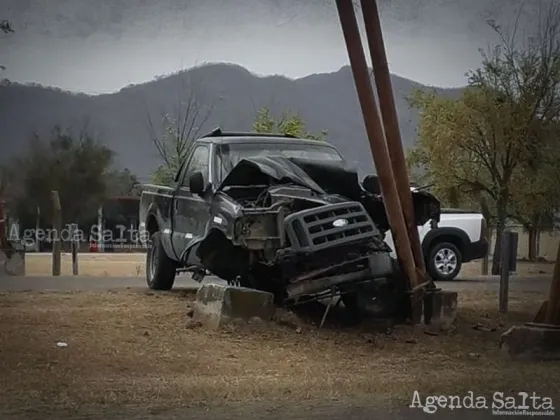 URGENTE: Terrible siniestro a la altura de la rotonda del Quirquincho