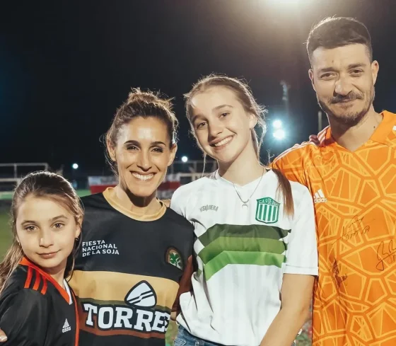 Soledad Pastorutti confirmó de que equipo es hincha y abrió el debate