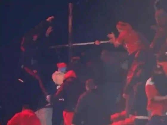 Violento enfrentamiento entre hinchas de la U. de Chile y el Rojo: Destrozos, sangre y locura