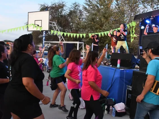 Salta vibra al ritmo de la zumba: gran encuentro este viernes bajo el puente Vélez Sarsfield