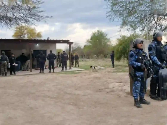 Allanamientos por abigeato en Salta: secuestran armas, carne de animales silvestres y motos