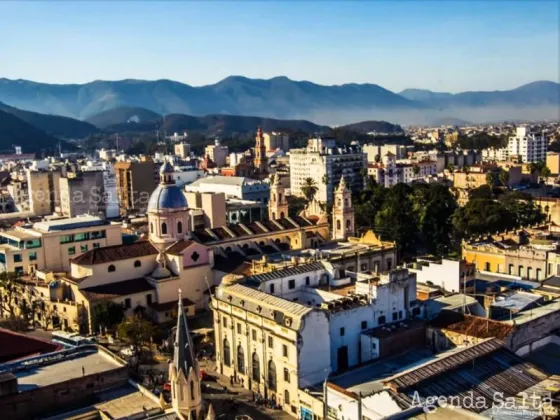 Máximas de hasta 33 grados, y mínimas frias durante la madrugada.