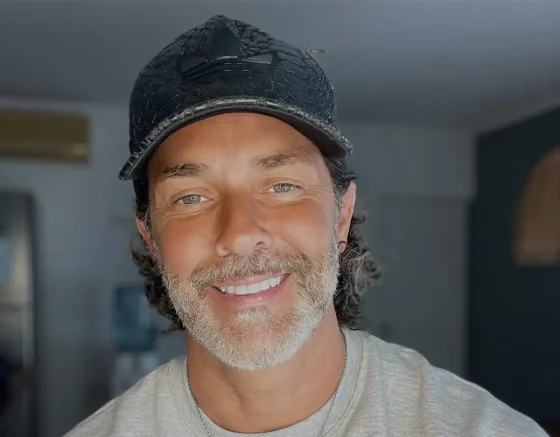 Mariano Martínez se rinde ante el encanto de una joven influencer