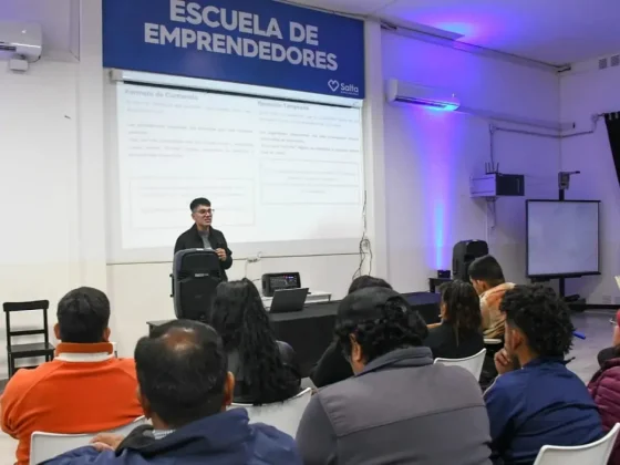 Más de 150 salteños se capacitan en Inteligencia Artificial para potenciar sus emprendimientos digitales