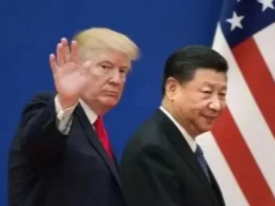 Donald Trump anunció aranceles del 100% a importaciones chinas