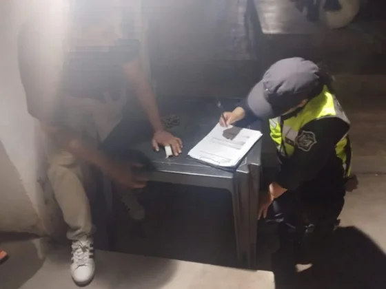 Desarticularon una fiesta clandestina en Zanja Honda: un hombre fue infraccionado