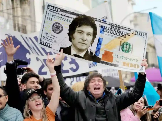 Javier Milei: “Nos van a salir dólares por las orejas”