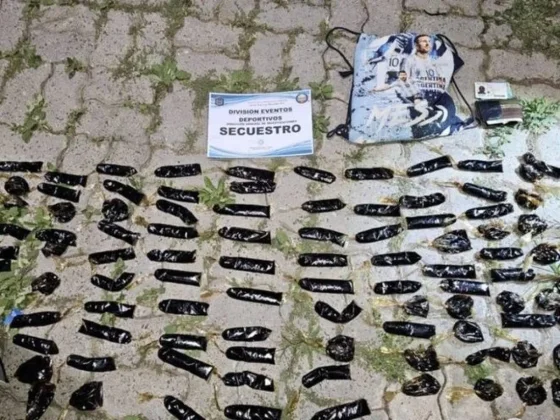 Descubren 168 bolsitas con fernet en una ambulancia durante un partido en Salta