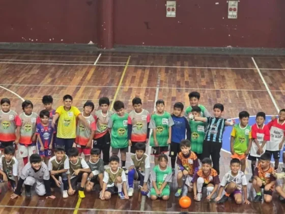 Primer Encuentro del Programa Cebollitas en el Microestadio Delmi