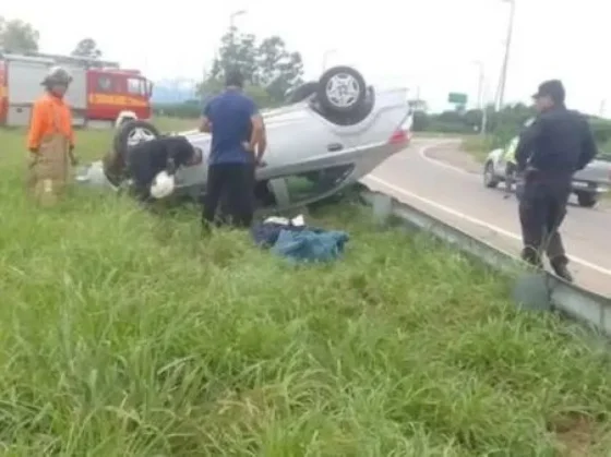 Joven de 17 años murió tras un vuelco en la rotonda de Torzalito, sobre la ruta 9/34