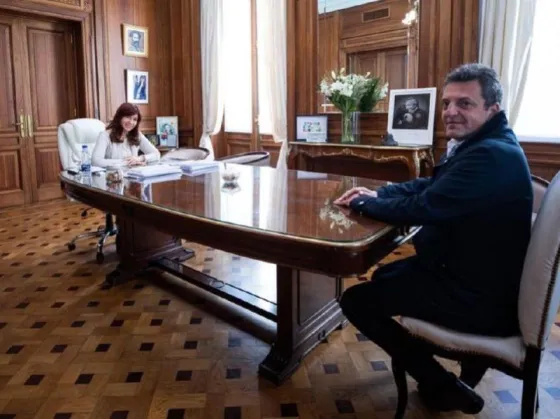 Massa se reunió con Cristina Kirchner y con diputados antes de presentar el Presupuesto 2023