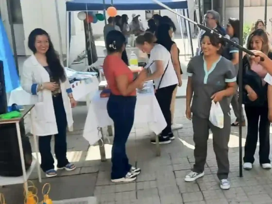 El Hospital del Milagro celebra el Día de la Enfermería con una Feria de Salud