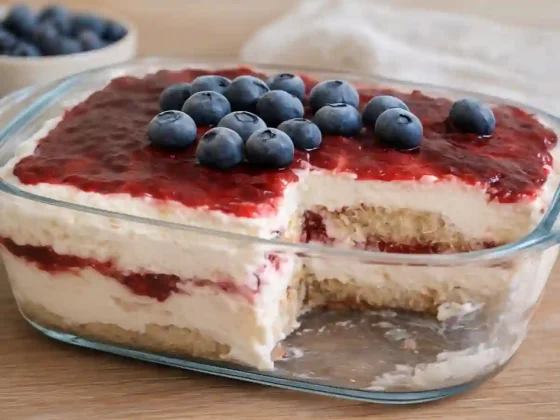 Tiramisú de yogur de verano: fácil, ligero y sin huevo