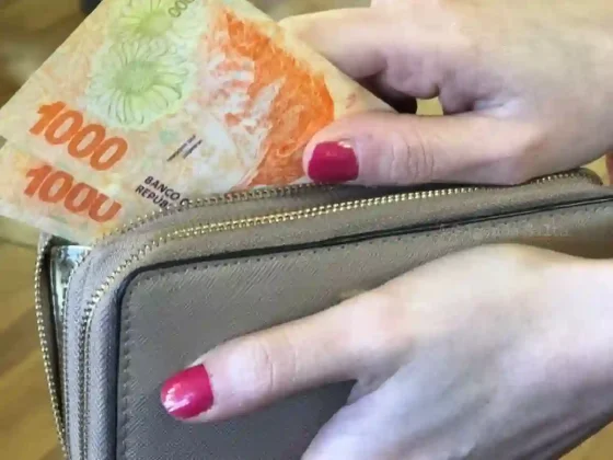 Triple beneficio AUH: cuánto cobrarán las madres de Anses en diciembre