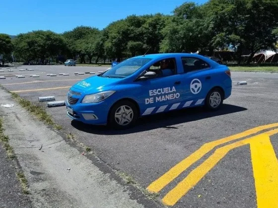 Se entregaron 250 certificados a alumnos de la Escuela de Manejo Municipal