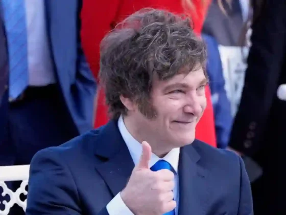 Milei viajará a Londres para negociar el levantamiento del veto británico a la compra de armas