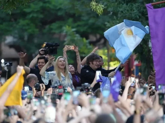 Javier Milei recorrió las calles de Córdoba en su tour de gratitud
