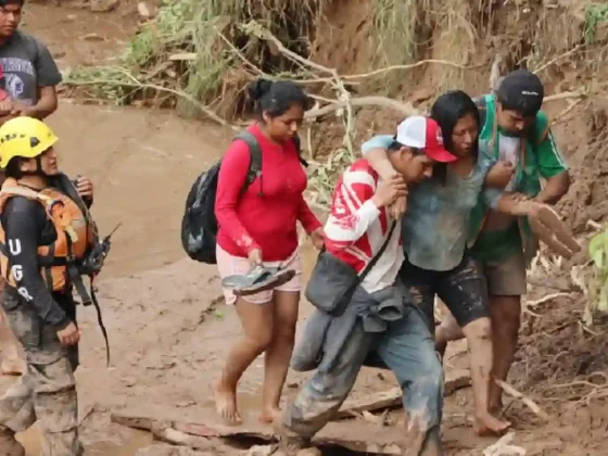 Inundaciones en Bolivia por lluvias intensas dejan 20 muertos y alertan a Salta