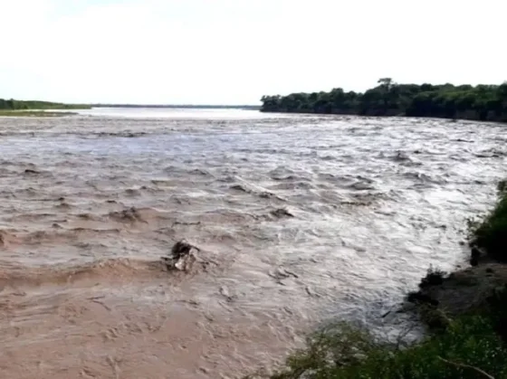 Pilcomayo está estable pero alerta en La Estrella por erosión y desbarrancamientos