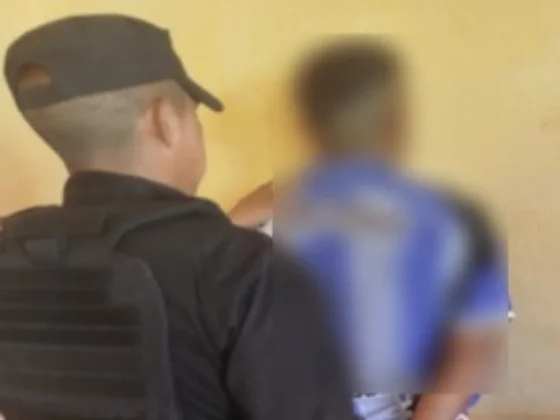 Patrullaje preventivo en barrio San Benito: detuvieron a un joven con pedido de captura por hurto calificado