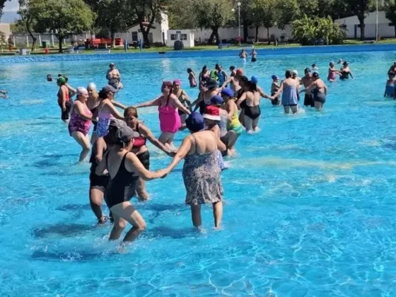 El programa “Verano a lo Grande” empezó con todo en el balneario Xamena