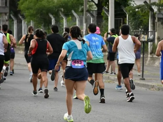 Más de 80 atletas desafiaron sus límites en el Acuatlón del Nicolás Vitale