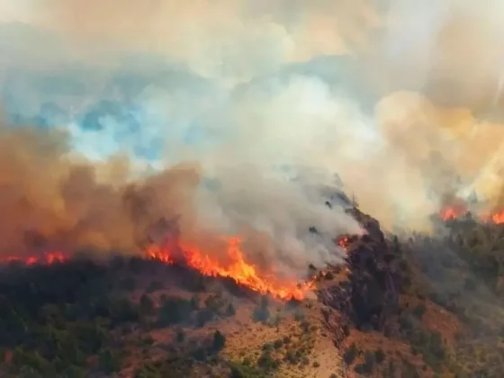 CHUBUT: Bomberos esperan alivio con la llegada de precipitaciones