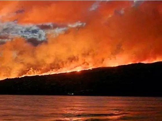 El fuego avanza en Chubut y pone en riesgo el acceso a Esquel
