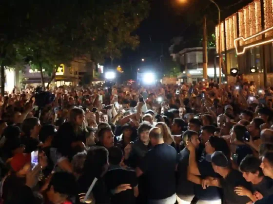 Milei recorrió Mar del Plata con militantes: “Vamos a tener leyes de un país razonable”