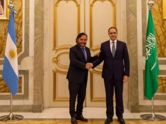 Salta potencia vínculos con Arabia Saudita