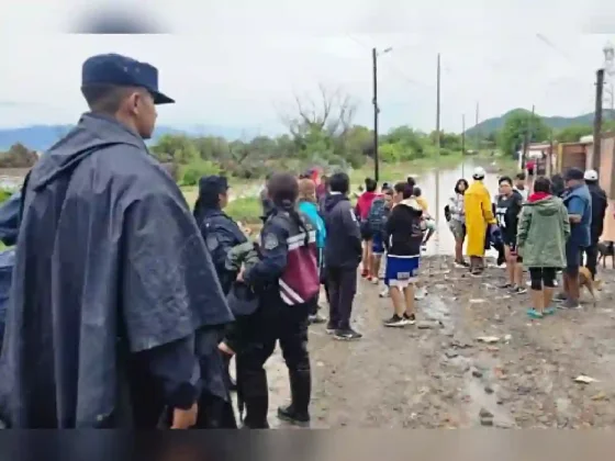 Intenso trabajo de asistencia integral a personas afectadas por el temporal