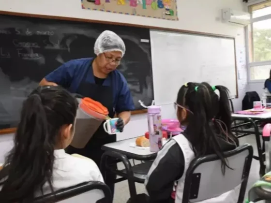 Copa de Leche: 85 mil alumnos reciben refuerzo alimentario desde el primer día de clases