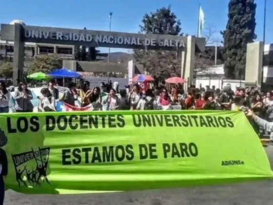 Docentes universitarios anuncian paro de dos semanas por el financiamiento de las universidades