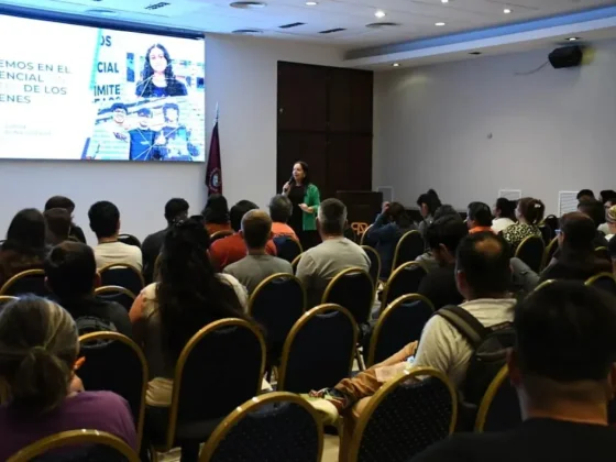 Salteños se capacitaron para potenciar su perfil en LinkedIn