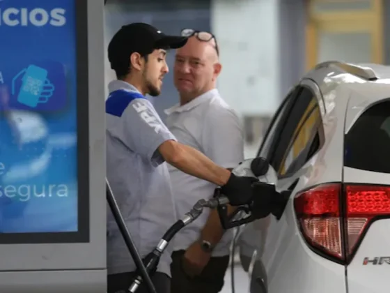 Combustibles en Argentina: subas de hasta 16% en marzo y alertan por nuevos aumentos en nafta y gasoil