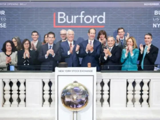 Tras el fallo por YPF, se desploman las acciones de Burford y suben los papeles de la petrolera argentina