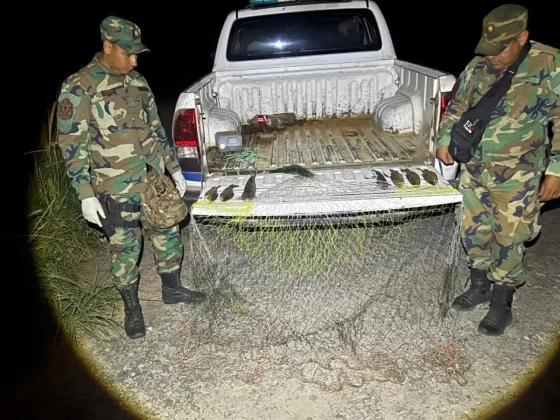 Pesca ilegal en Rosario de la Frontera: infraccionaron a dos hombres y decomisaron piezas durante un control