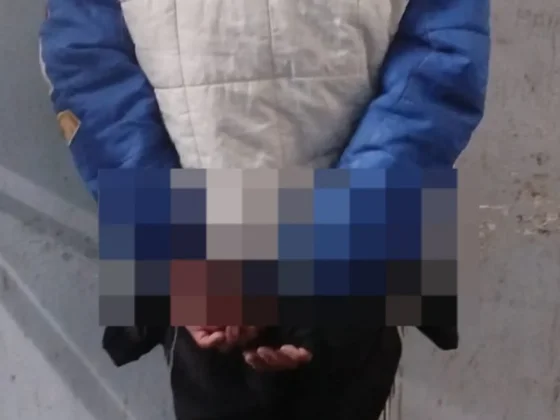 Robó en un comercio del centro de Salta, intentó escapar y terminó detenido