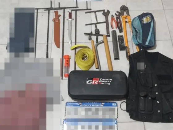 San Lorenzo: demoraron a dos sospechosos por robos y secuestraron un auto y herramientas