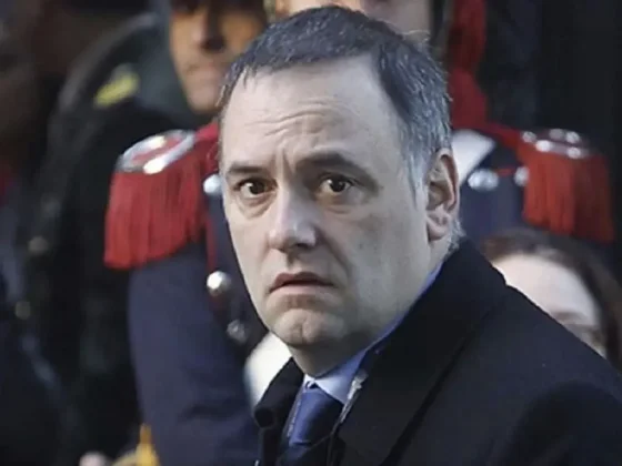 Reabre la sala de periodistas y el Gobierno prepara una conferencia de prensa de Manuel Adorni