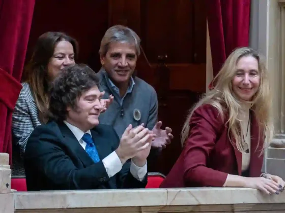 El Gobierno cuestiona la marcha universitaria y la vincula a intereses opositores: “Es claramente política”