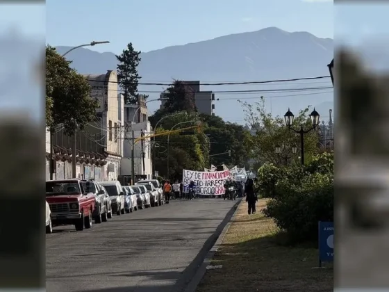 El tránsito se complica en el centro por la movilización universitaria