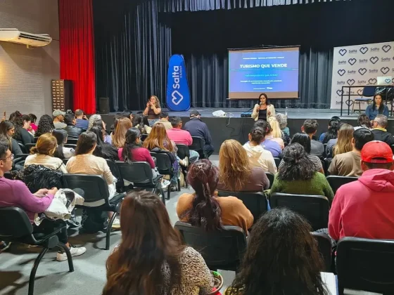 Más de 200 personas participaron del inicio del ciclo «Turismo que Vende»