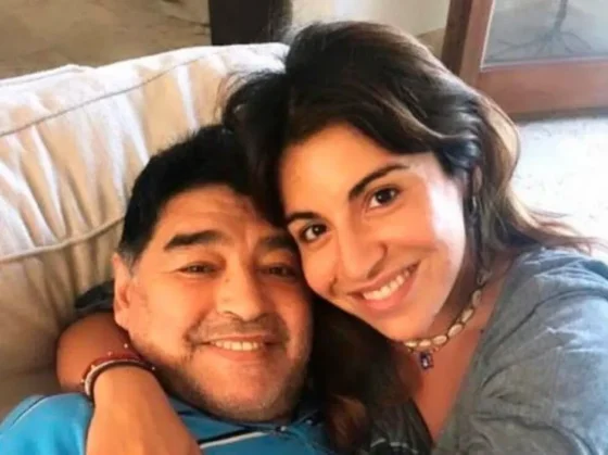Gianinna estalló contra Luque por la exhibición de la autopsia en el juicio por Maradona