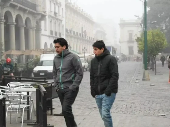 Sábado frío y con niebla en Salta: anuncian lluvias aisladas y posibles ráfagas para la noche