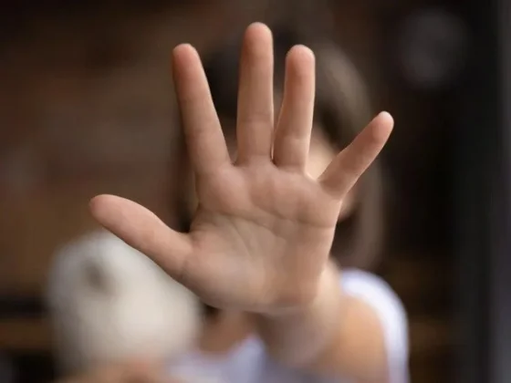 Condenan a 20 años a un hombre por abuso sexual contra sus tres hijas