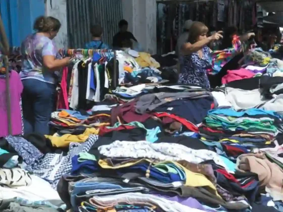 Proyecto busca prohíbir la importación de ropa usada